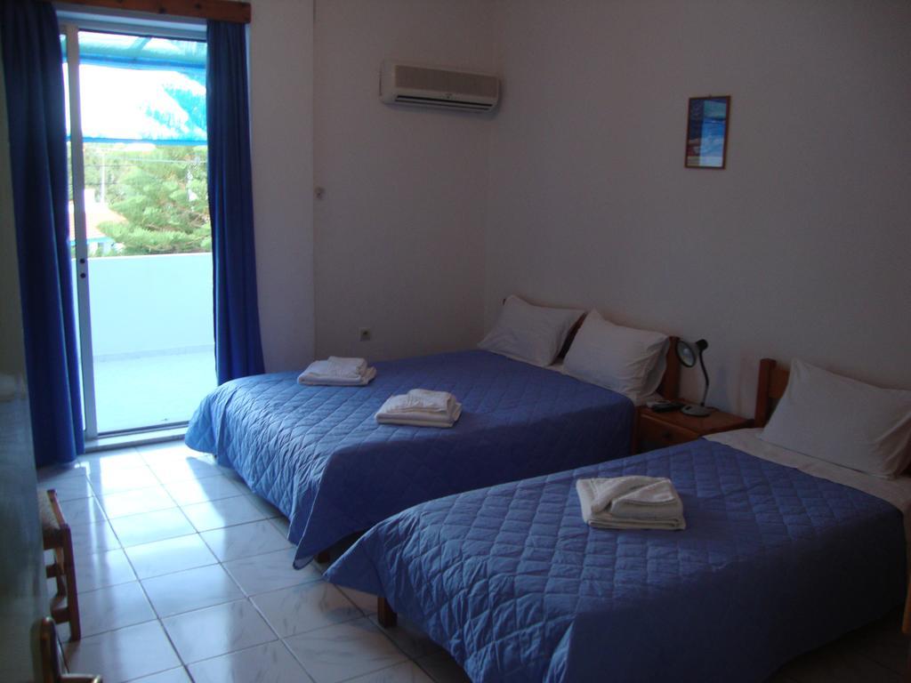Esperides Hotel Paralia Agias Foteinis Zimmer foto